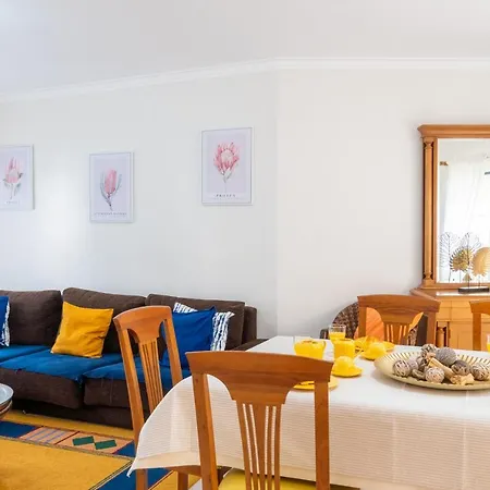 Дом отдыха Santa - 3 Bedrooms & Bbq Санта-Круш